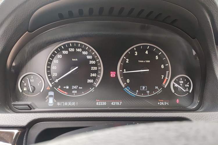 Used BMW 5 Series GT 2015 528i Leading Model