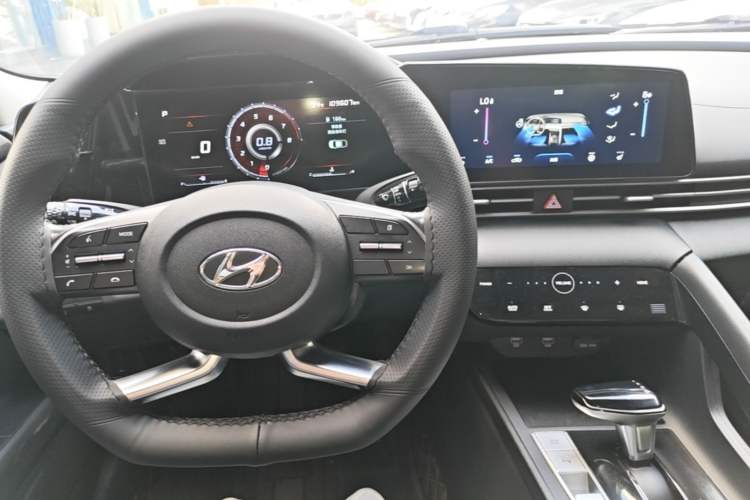 Used Hyundai Elantra 2021 1.5L CVT GLX Elite Edition

