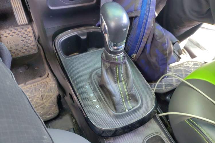 Used Roewe Clever 2021 302 km New Four-Seater Super-Efficient Version