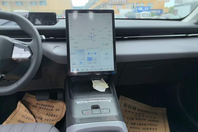 Used CHANGAN Eado PHEV 2025 Smart New Blue Whale 145KM Battleship Edition Audio And AC Panel