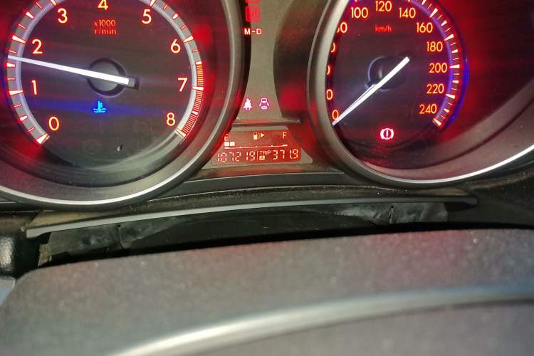 Used Mazda 3 2013 Hatchback 1.6L Automatic Elite Model Odometer Close Up