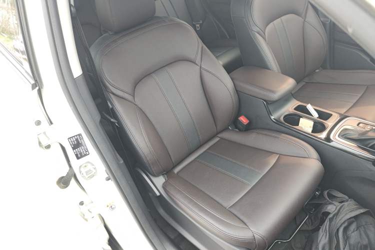 Used GAC Trumpchi GS4 2019 270T Automatic Two-Wheel Drive Elite Edition Right Front Seat