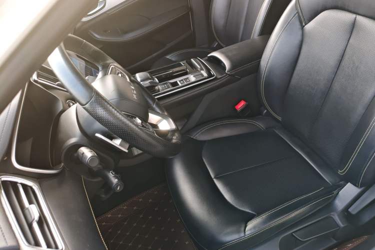 Used Roewe i6 MAX 2020 300TGI Automatic Sporty Cool Edition