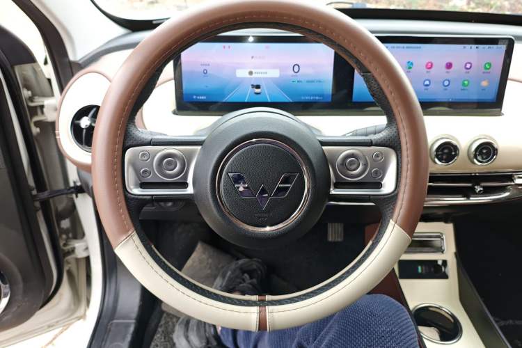 Used Wuling Bingo 2023 333 km Lingxi Connected+ Version