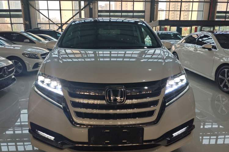 Used Honda Elysion 2019 2.0L Hybrid Luxury Edition