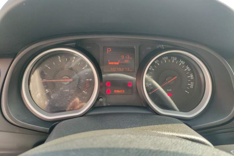 Used Citroen C3-XR 2015 1.6L Automatic Fashion Model Instrument Cluster