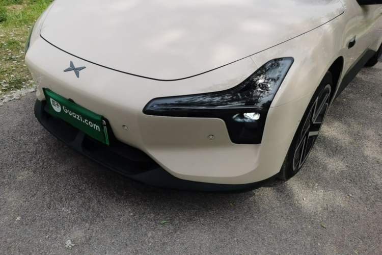 Used XPeng MONA M03 2025 600 with Ultra-Long Range Max Left Front Headlight