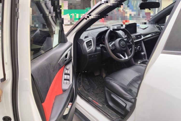 Used Mazda CX-4 2018 2.0L Automatic Two-Wheel Drive Blue Sky Dynamic Version China V Standard Driver Seat