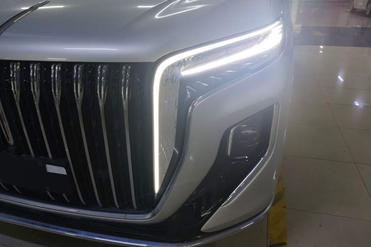 Used Hongqi HQ9 2023 2.0T Smart Connect Flagship Edition