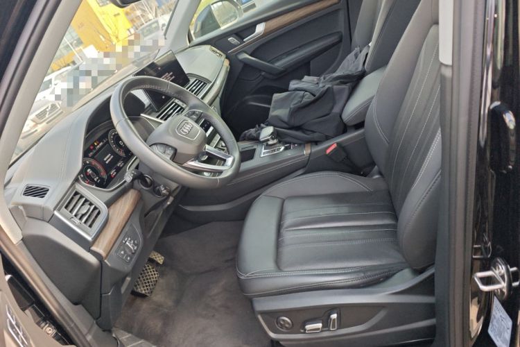 Used Audi Q5L 2023 40T Fashionable and Elegant Version
