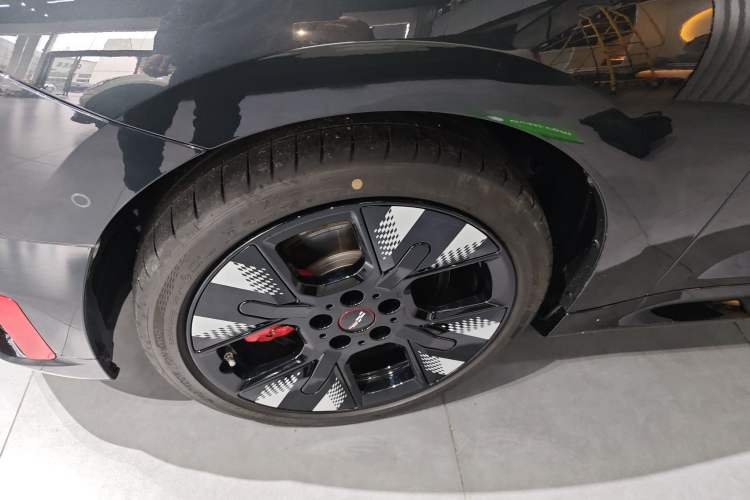 Used MINI Electric COOPER JCW 2025 JOHN COOPER WORKS
