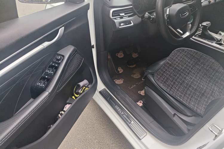 Used Geely Auto Emgrand 2023 4th Generation Champion Edition 1.5L CVT Luxury Model