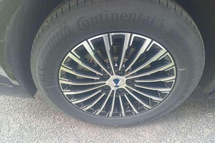 Used Denza D9 2024 DM-i 980 Four-Wheel Drive Flagship Model