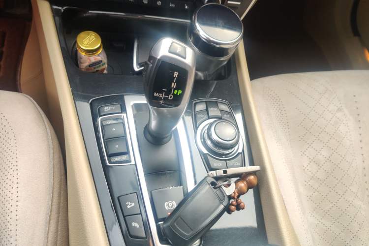 Used BMW 5 Series GT 2011 535i xDrive Luxury Edition
