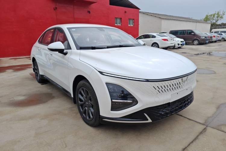 Used Wuling Xingguang 2025 70km Smart Standard Version Front Right 45 Deg