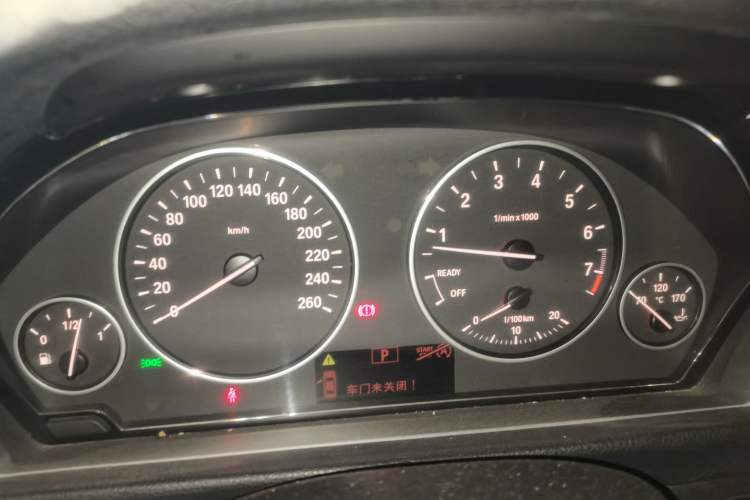 Used BMW 3 Series 2014 320Li Fashion Model