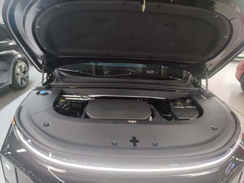 Used Li Auto L6 2025 Pro Smart Refresh Edition — 19