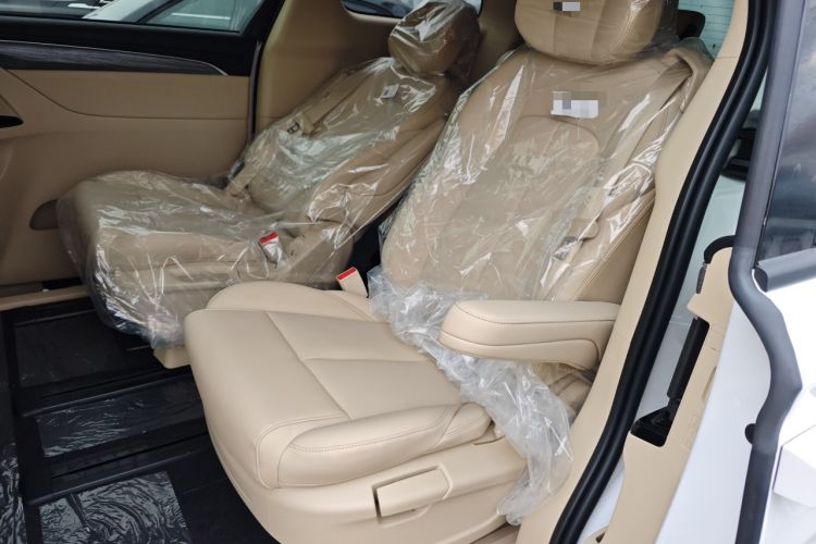 Used Buick GL8 New Energy 2025 Lushang First-Drive Edition 7-Seater
