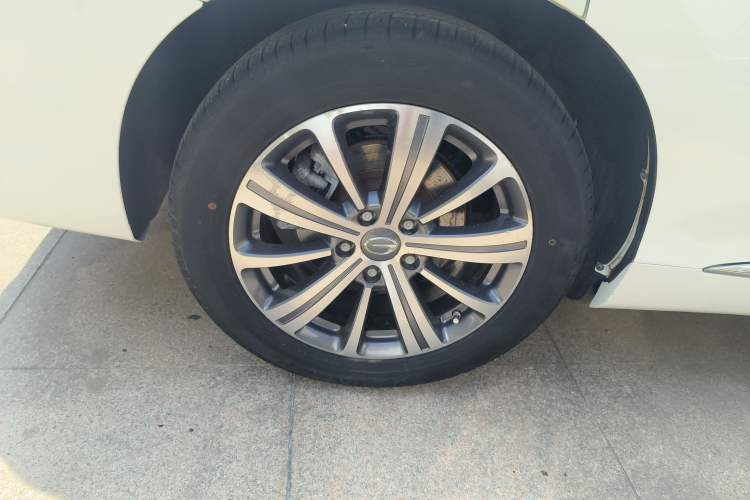 Used GAC Trumpchi M8 2018 320T Luxury Edition Right Rear Wheel Hub