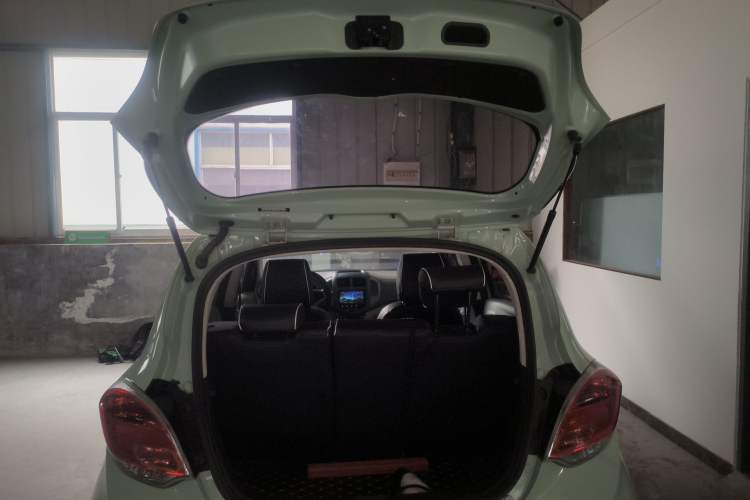 Used CHANGAN OSHAN Benni E-Star 2021 National Edition Colorful Version Lithium Iron Phosphate (31.86 kWh) Trunk