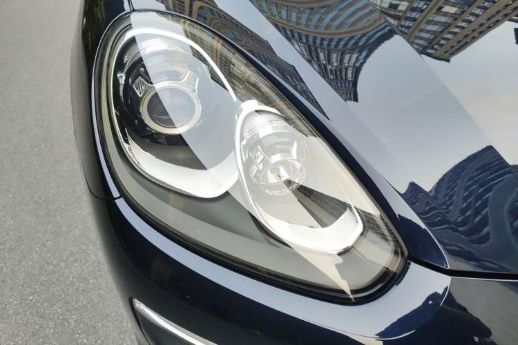 Used Porsche Cayenne 2016 Cayenne 3.0T Right Front Headlight