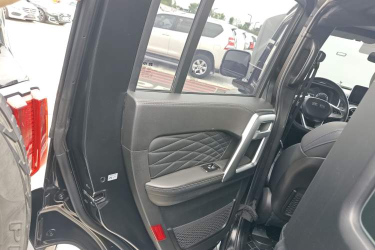 Used BAIC Off-Road BJ40 2021 2.0D Automatic Four-Wheel Drive Blade Hero Edition Adventurer Type