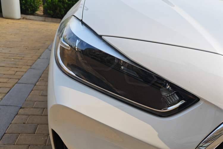 Used BMW X2 2022 sDrive25i M Sport Package Right Front Headlight