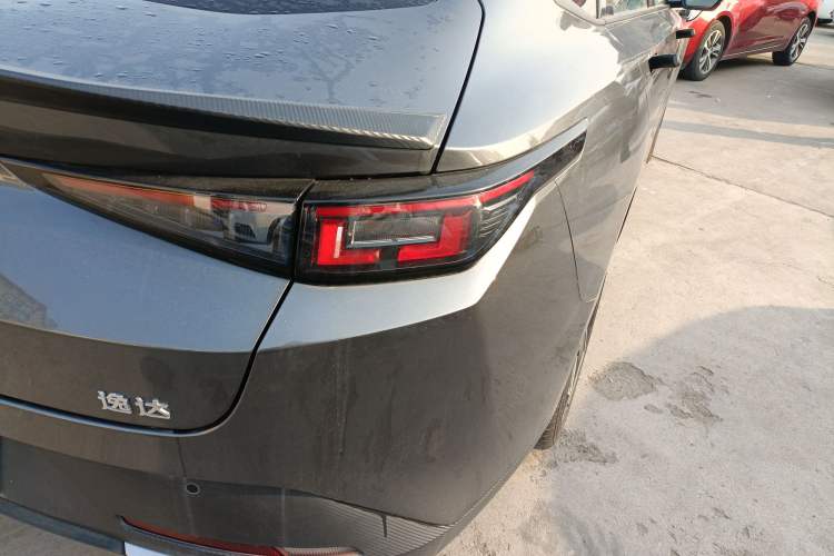 Used CHANGAN Eado DD 2023 Blue Whale NE 1.5T GDI DCT Flagship Model Right Rear Taillight