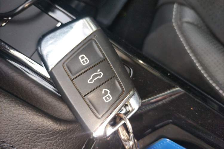 Used Volkswagen Passat 2022 330TSI Starry Luxury Edition
