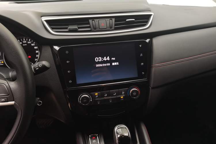 Used Nissan Qashqai 2019 2.0L CVT Smart Enjoyment Version Audio And AC Panel