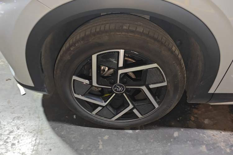 Used BYD Yuan PLUS 2024 Honor Edition 510KM Beyond Model
