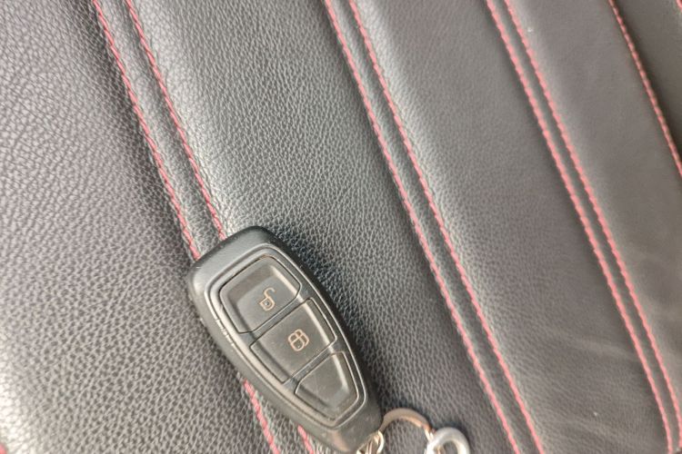 Used Ford EcoSport 2013 1.5L Automatic Prestige Model
