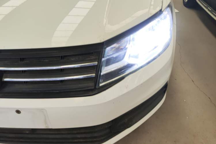 Used Volkswagen Santana 2019 1.5L Manual Fashion Edition China VI Standard
