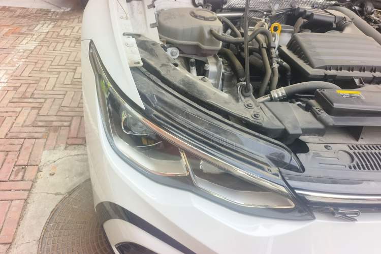 Used Volkswagen Golf 2023 Facelift 280TSI DSG R-Line Right Front Headlight