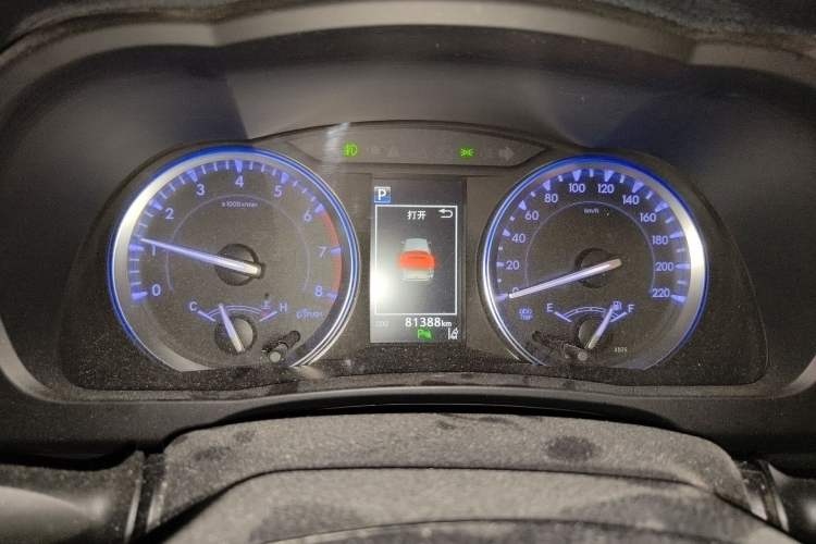 Used Toyota Highlander 2018 2.0T Four-Wheel Drive Supreme Edition 7-Seater China VI Instrument Cluster