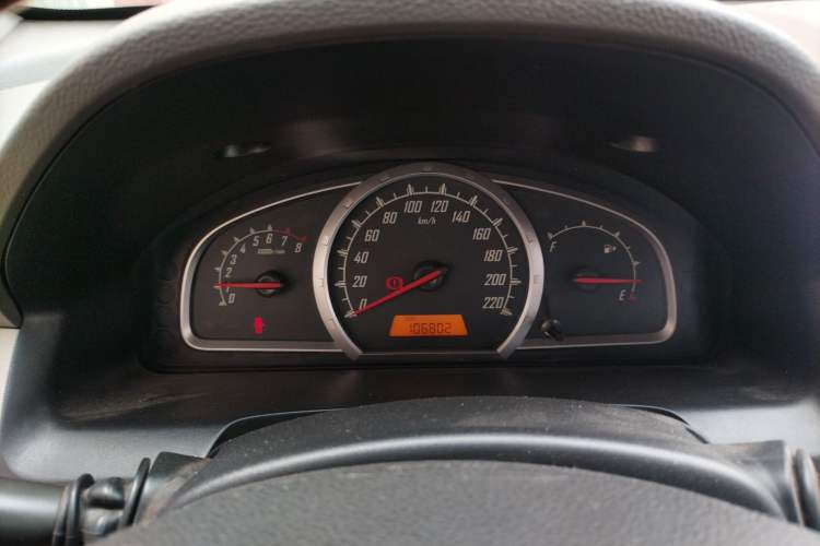 Used Baojun 630 2011 1.5L manual standard version