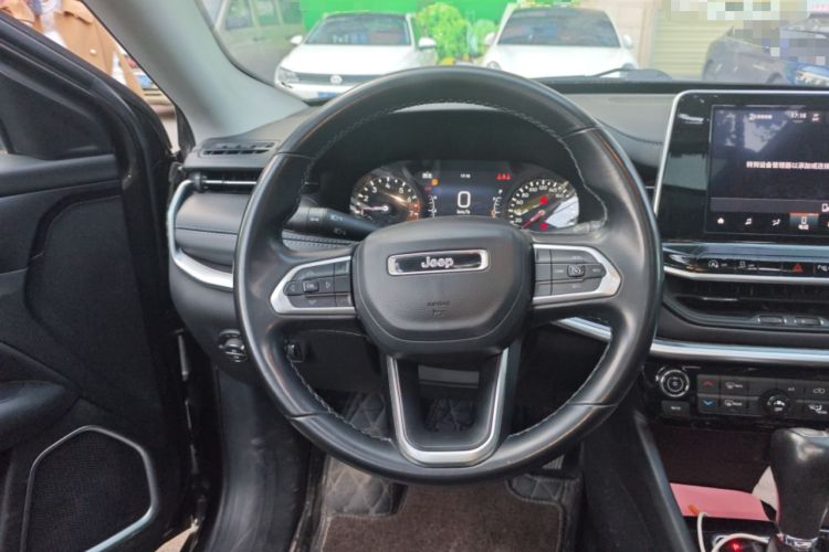 Used Jeep Compass 2021 220T Automatic Leading Edition Steering Wheel