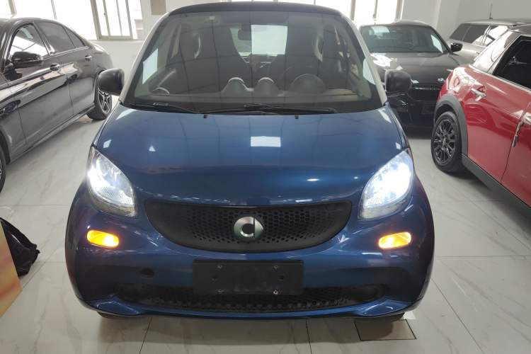 Used smart fortwo 2018 1.0L 52kW Hardtop Dynamic Version China V Front