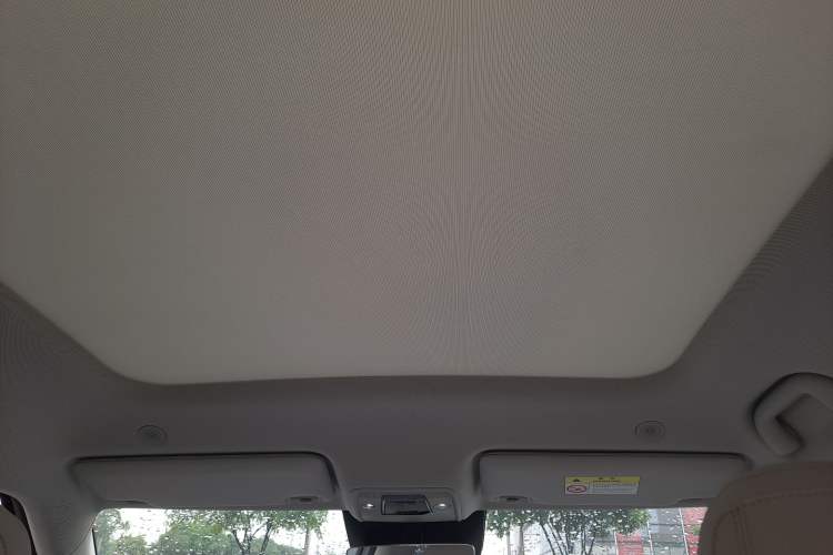 Used BYD Yuan UP 2025 Intelligent Driving Version 401 km Beyond-Range Edition