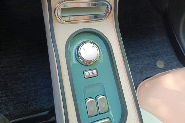 Used CHANGAN NEVO Lumin 2023 205km Xiangqin Version