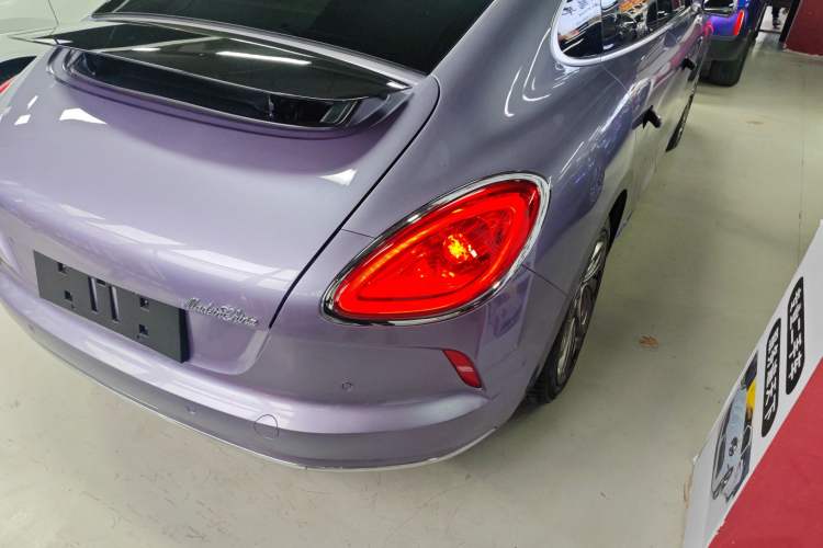 Used ORA Lightning Cat 2022 555 km Luxury Edition Exterior 3