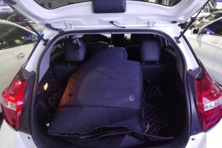 Used Toyota YARiS L Zhi Xuan 2022 1.5L CVT Leading PLUS Edition
