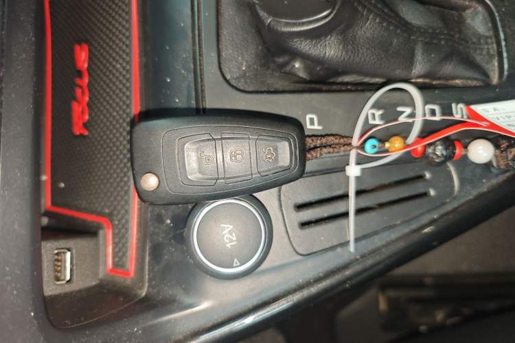 Used Ford Focus 2017 Sedan 1.6L Automatic Fashion Edition Smart Drive Version
