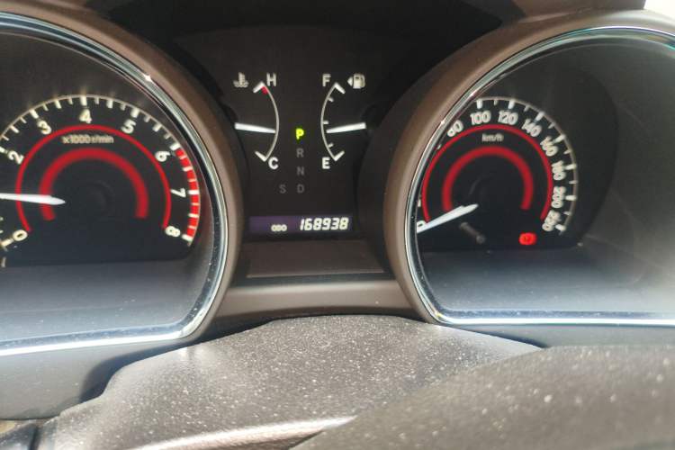 Used Toyota Highlander 2009 2.7L Two-Wheel Drive 7-Seater Luxury Edition Odometer Close Up