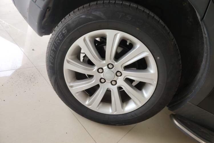 Used Land Rover Discovery Sport 2018 240 PS SE Version