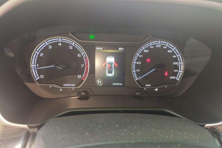 Used Geely Auto Vision X6 2020 1.4T CVT Luxury Edition
