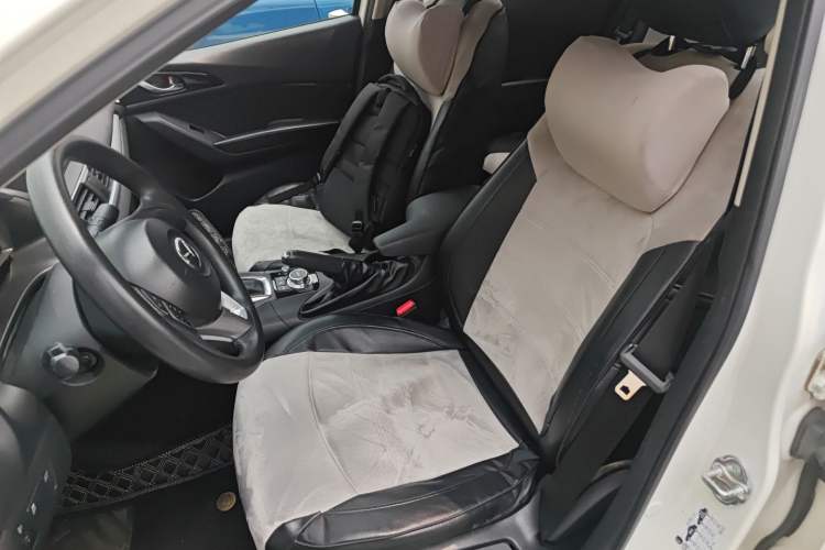 Used Mazda 3 Axela 2016 Sedan 1.5L Automatic Comfort Model Left Front Seat