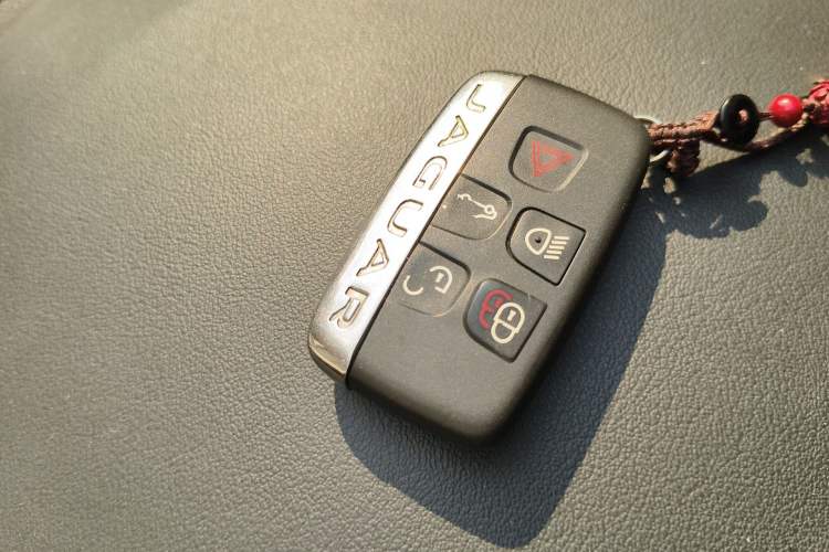 Used Jaguar F-PACE 2018 2.0T Four-Wheel Drive Urban Luxury Edition