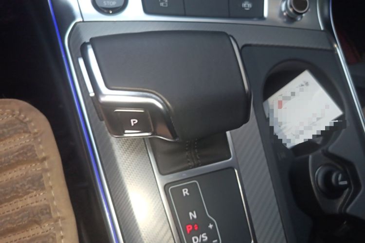 Used Audi A6 2022 Avant Futurist 45 TFSI Prestige Dynamic Edition Gear Lever