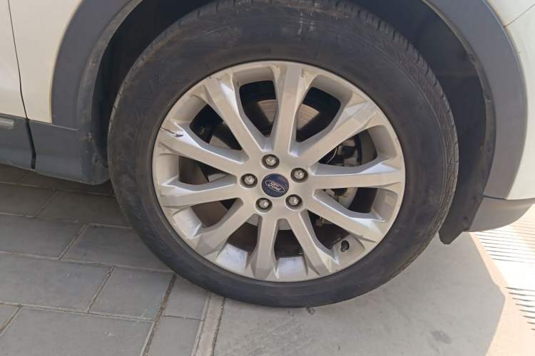 Used Ford Kuga 2015 2.0L GTDi Four-Wheel Drive Elite Model